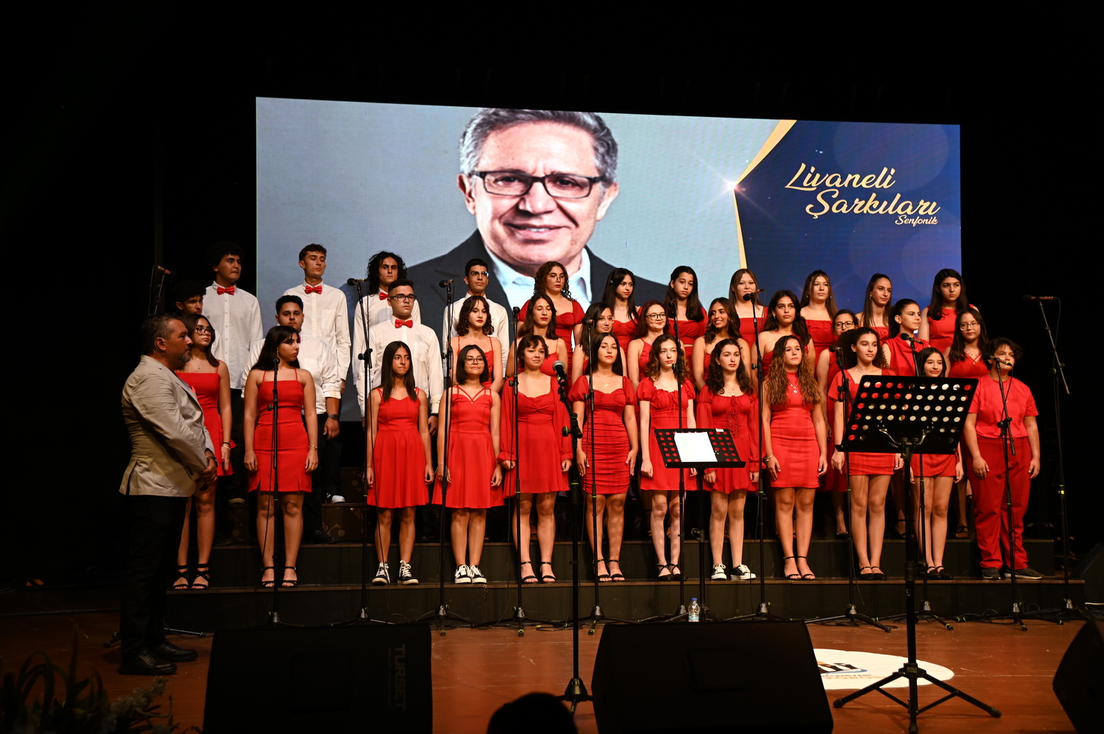 Kardeşim duymaz, eloğlu duyar