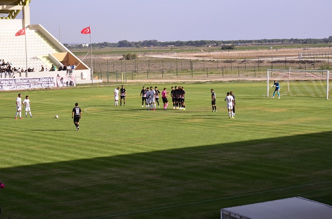 Manavgat Belediyespor evinde 2-0 galip