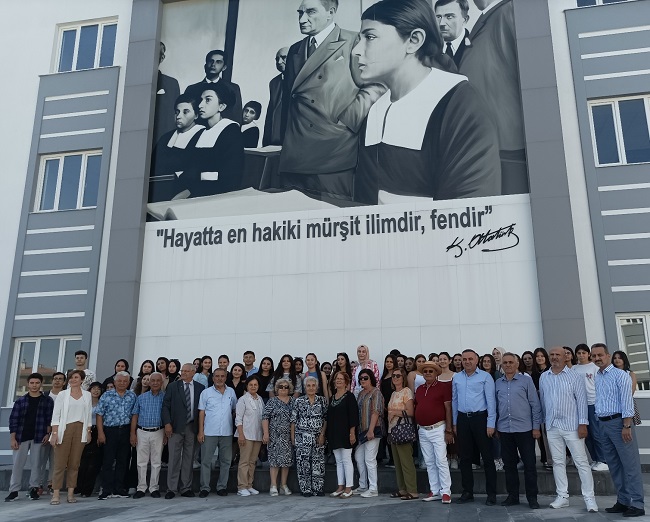 Fakültede ilk ders zili çaldı