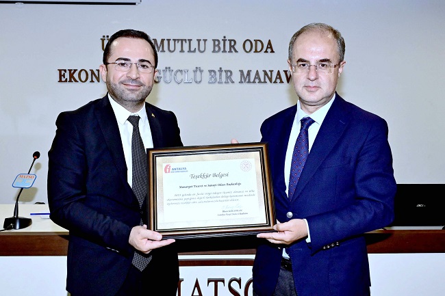 BAŞKAN GÜNGÖR, “MANAVGAT TÜRKİYE’NİN VERGİ ŞAMPİYONLARI ARASINDA”