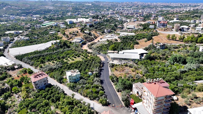 ALANYA BELEDİYESİ’NDEN OBA MAHALLESİ’NE SICAK ASFALT (Video Haber)