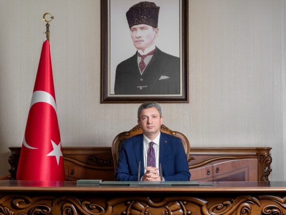 antalya valis hulusi şahin