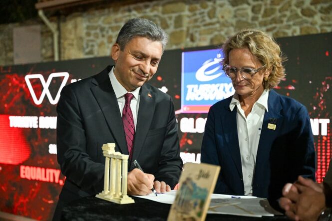 AVRUPA’NIN EN İYİ KÜREKÇİLERİ ANTALYA’DA YARIŞIYOR