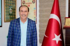 Şoförler Odası’nda Muammer Ünal Bir Adım Önde