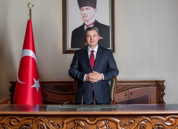 antalya valisi hulusi şahin-ramazan bayramı mesajı