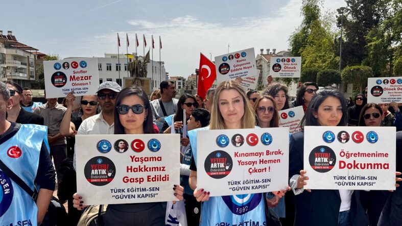 türk eğiti sen cumhuriyet meydanı