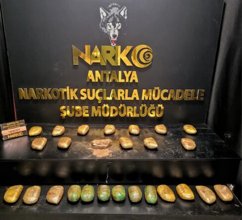 aile süsü vererek uyuşturucu